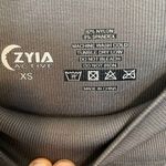 Zyia  Active Women's Size XS Performance Grey Grid Leggings Photo 2