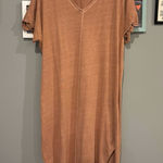 Ascot + Hart V Neck T Photo 0