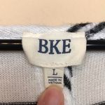 BKE Women’s Striped Fleece White Black Lightweight Buttons Back Sweater Photo 7