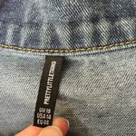 Pretty Little Thing  Women’s Light Blue Denim Jacket Size 14 Photo 2