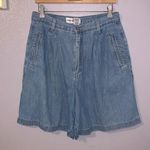 Jones Wear Vintage Pleated Denim Bermuda High Waisted Shorts Photo 0