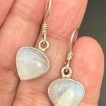 Vintage 925 Sterling Silver Small Heart Moonstone Drop Earrings 3.6g Photo 6