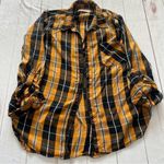Billy T Women's L Soft Mabry Checkered Gold Long Sleeve Button Up Collared Shirt Size L Photo 9