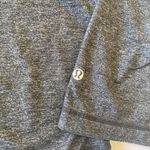 Lululemon athletica aero crop knee Photo 5