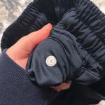 Lululemon hotty hot shorts size 6. 2.5 inseam Photo 3