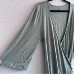 Caden Lane Women’s Bamboo Green Solid Wrap Crossover Maternity Robe One Size Size undefined Photo 6