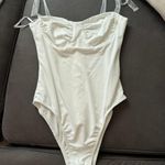 Princess Polly Bodysuit Photo 0