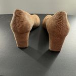Vaneli Womnes Leather‎ Pumps Reptile Print Classic Heel Shoes 9.5M Tan Size 9.5 Photo 4
