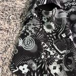 Lululemon Speed Short (SeaWheeze) size 6 Photo 2