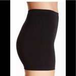 Skinny Girl  seamless shaping short Photo 1