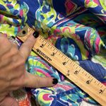 Lilly Pulitzer  size 0 shorts scallop hem size zip blue tropical print pockets Photo 4