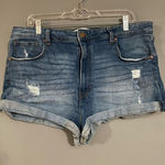 Celebrity Pink Medium Wash Short Denim Shorts Size 21/35 Photo 0