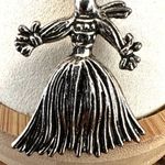 Vintage Corn Husk Doll Brooch Folk Art Straw Girl Pin Silver Photo 2