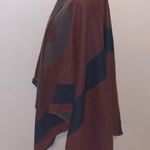 BB Dakota  Poncho Wrap in Mulberry Blue Gray Red Knit Striped Photo 3