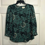 MELLODAY  Women's Long Sleeve Floral Top- Green, Black & White. Size Medium Photo 1