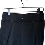 Lou & grey NWT  Women’s Luvstretch Overlap Skort Black Size Medium Photo 5