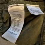 Madewell  Olive pull on shorts size S Photo 5