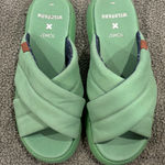 TOMS x Wildfang Slides Green Size 9 Photo 0