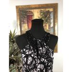 Cato  Women’s Sleeveless Beaded Neck Top Medium Black White Abstract Print Photo 1