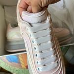 Alexander McQueen  pink leather trim waves sneakers ✨ Photo 10