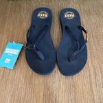 REEF Women’s Water Vista Sandals Size 9 – Comfortable & Stylish Footwear Navy Photo 1