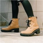 Circus by Sam Edelman Sorel Women's Joan Now Lace Cozy Boots 11 Beige/tan NWT Photo 1