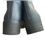 EastLand  Women's Jasmine Chelsea Boot Size 9.5 Photo 10