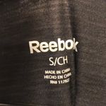 Reebok Workout Shirt Photo 1