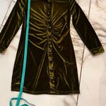 Blush Mark Women's Green Velvet Button Photo 0