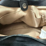 The Sak  Rylan Black Leather Shoulder Bag – Pebbled Leather, Zip & Magnetic Closu Photo 9