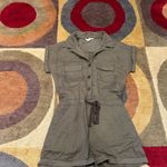 Sun & Shadow  Olive Green Romper Jumpsuit Short Sleeve 100% Cotton Size Small Photo 0
