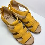 Dr Scholls Suede Wedge Sandal Sz 8.5 M Long Island Yellow Zip Back Photo 5