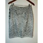 Tahari NWT  LUXE Silver shimmer Pencil Skirt  Size 4 Photo 4