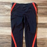 Gap  fit black workout leggings Photo 3