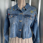 Forever 21  PLUS PREMIUM JEAN JACKET EMBROIDERED STARS RAW HEM XS Photo 0