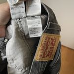 Levi's  HIGH WAIST BLACK WASH CROPPED RAW HEM JEANS SIZE 29 X 26 Photo 4