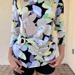 Calvin Klein  floral top with pristine belt detail Photo 0