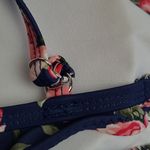 Cupshe  NAVY ROSE FLORAL RUFFLE SW8M BIKINI TOP MEDIUM Photo 4