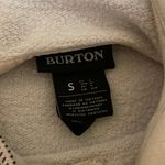 Burton  hoodie  Photo 1