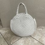 La Regale  Round Rope Bag Circle Tote Bag‎ White speckled Accents woven NWT Photo 5