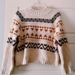 Universal Threads Cropped Sweater Photo 0