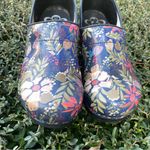 Sanita 40 Ardsley Floral Print Clogs Slip On 9.5 10 Comfort Nurse Shoes Photo 4