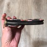 Juicy Couture  Heart Shape Wristlet Roses Flowers Photo 3