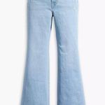 Levi's NWT Women's Ribcage Bell Bottom Jeans 31X32 Photo 3
