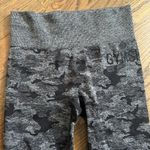 Gymshark Camo Leggings Photo 1