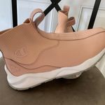 Champion Size 9W  sneakers Photo 2