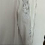 Women’s European white sweatshirt​ with accent sleeves size small Photo 4