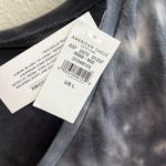 American Eagle NWT  TWO Tie Dye V Neck T-Shirts Tees Large Photo 4