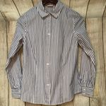 Van Heusen Casual Button Down Size Medium Photo 4