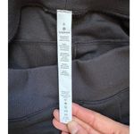 Lululemon Can You Feel The Pleat Crop *21" in Black Size 6 Photo 6